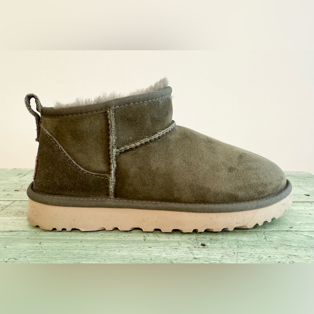 Ugg Ultra Mini - Picture 7 of 12
